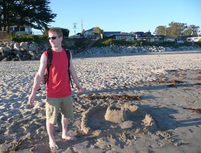 Leif making castle for Moon Santa Cruz 07